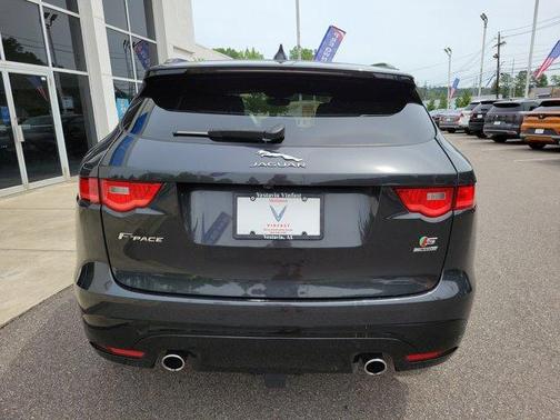2019 Jaguar F-PACE S
