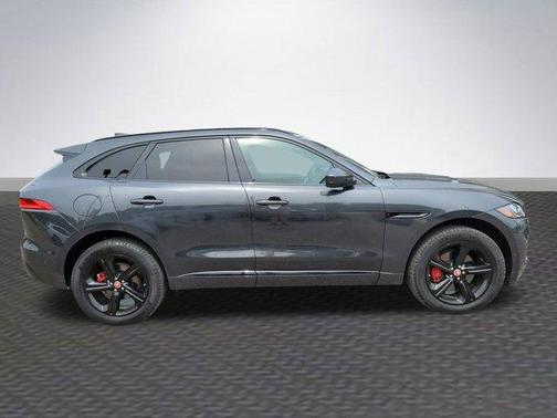 2019 Jaguar F-PACE S
