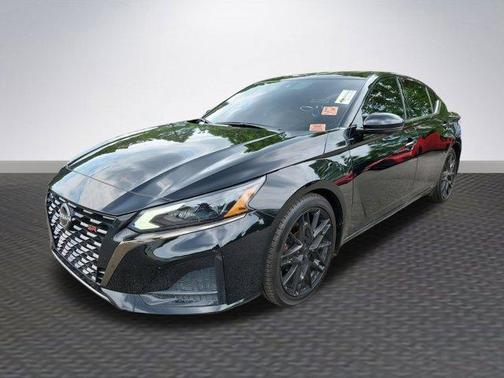 2023 Nissan Altima 2.0 SR