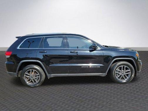 2020 Jeep Grand Cherokee Laredo E