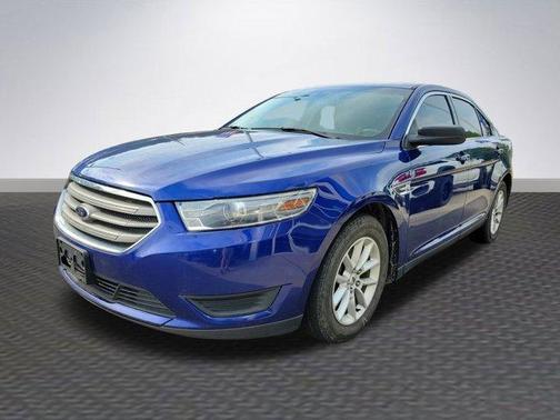 2013 Ford Taurus SE