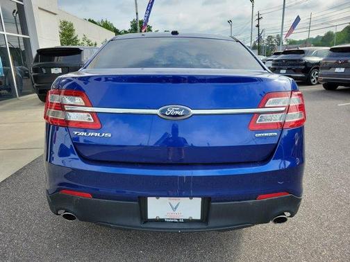 2013 Ford Taurus SE