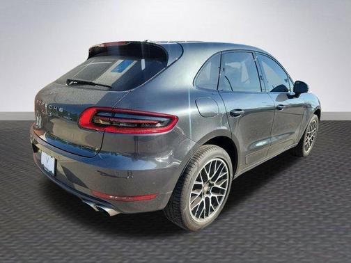 2017 Porsche Macan S