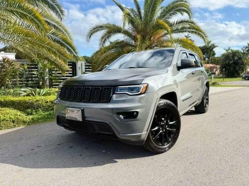 2020 Jeep Grand Cherokee Altitude