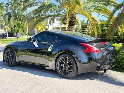 2009 Nissan 370Z Base