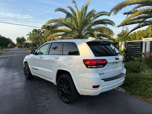 2018 Jeep Grand Cherokee Altitude