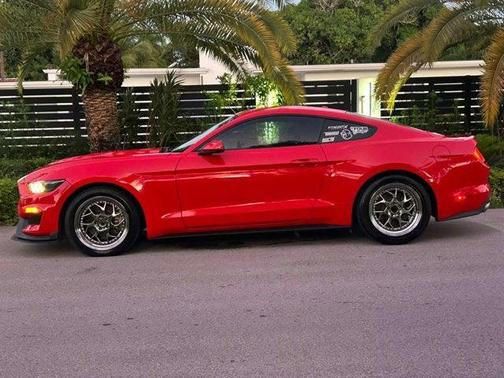 2015 Ford Mustang EcoBoost Premium