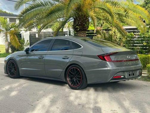 2020 Hyundai SONATA SE