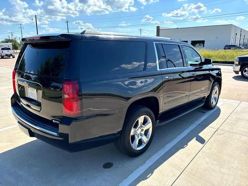 2017 Chevrolet Suburban Premier