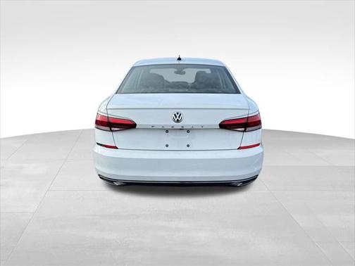 2022 Volkswagen Passat 2.0T Limited Edition