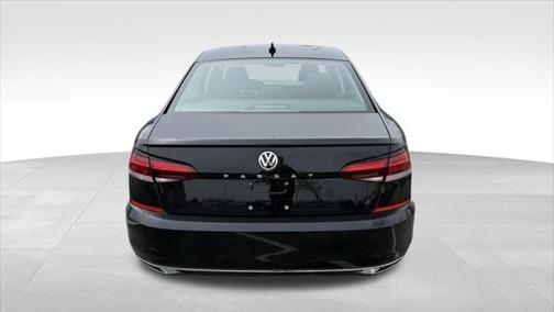 2022 Volkswagen Passat 2.0T Limited Edition