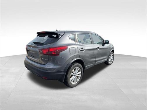 2017 Nissan Rogue Sport S