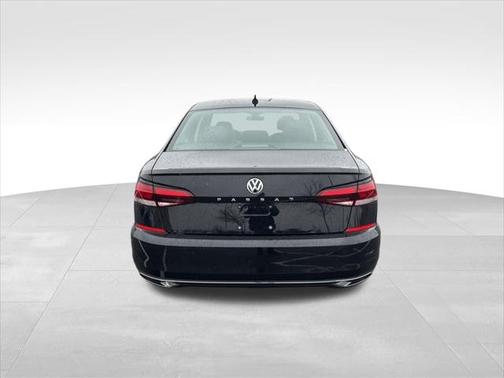 2022 Volkswagen Passat 2.0T Limited Edition