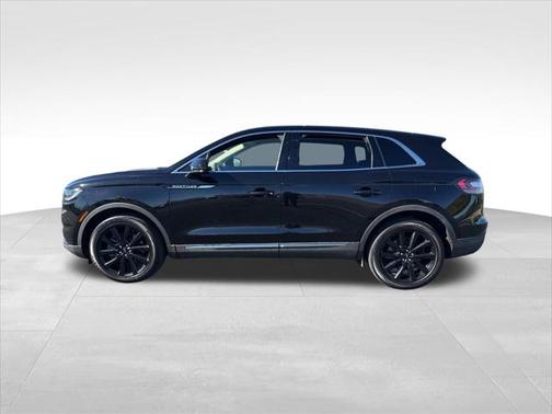 2021 Lincoln Nautilus Reserve