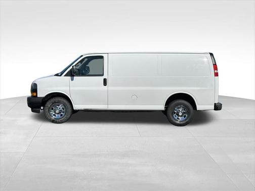 2021 Chevrolet Express 2500 RWD 2500 Regular Wheelbase WT