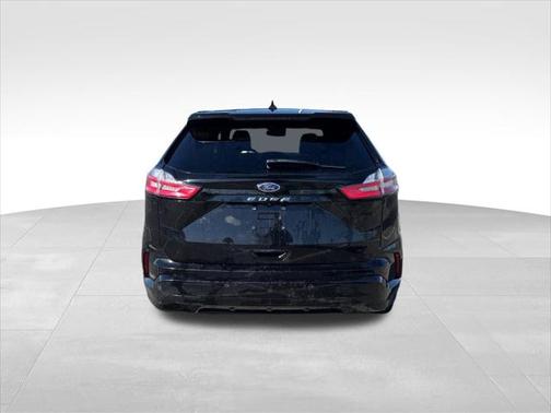 2022 Ford Edge ST Line