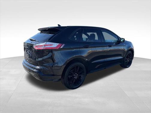 2022 Ford Edge ST Line