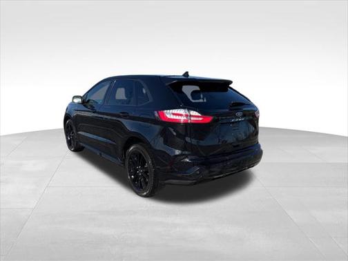 2022 Ford Edge ST Line