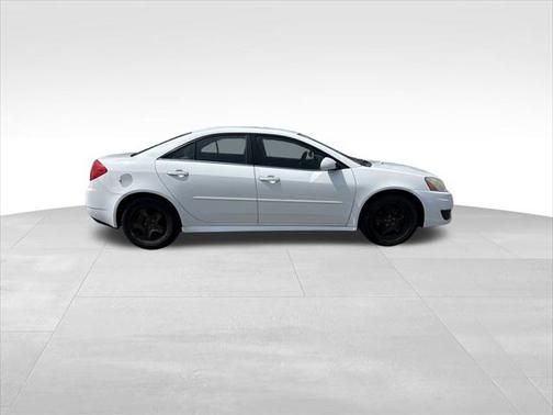 2010 Pontiac G6 Base