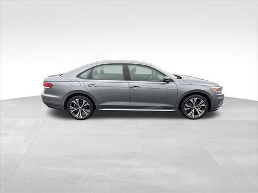 2022 Volkswagen Passat 2.0T Limited Edition