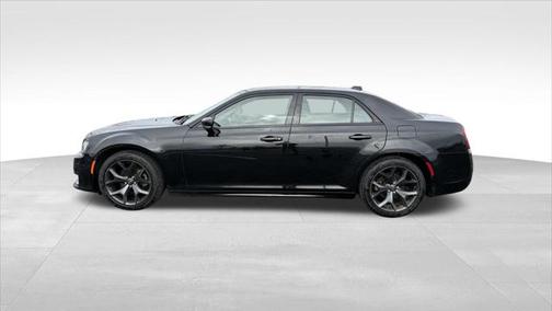 2022 Chrysler 300 Touring