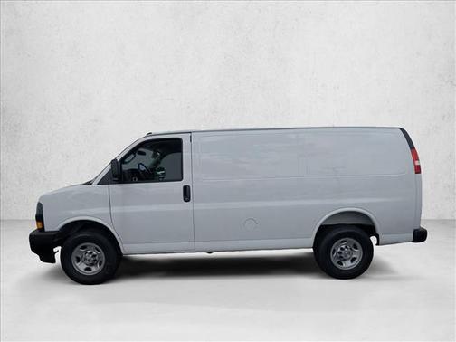 2025 Chevrolet Express 2500 RWD 2500 Regular Wheelbase WT