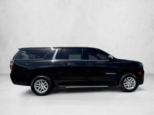 Black 2024 Chevrolet Suburban LT