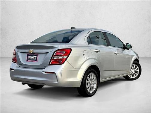 2020 Chevrolet Sonic FWD Sedan LT