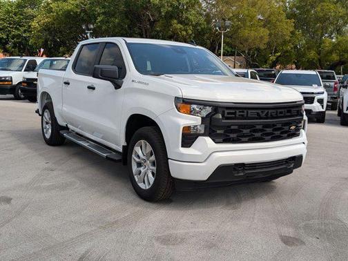 2025 Chevrolet Silverado 1500 Custom