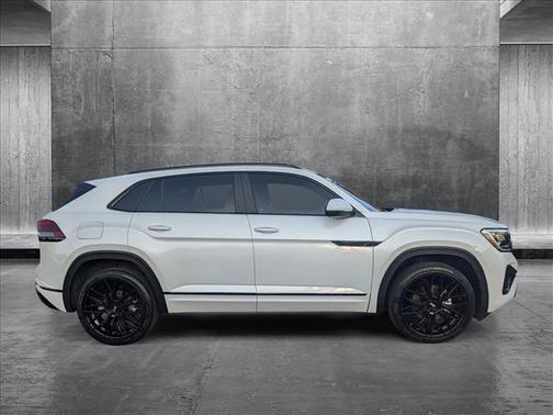 2024 Volkswagen Atlas Cross Sport 2.0T SEL