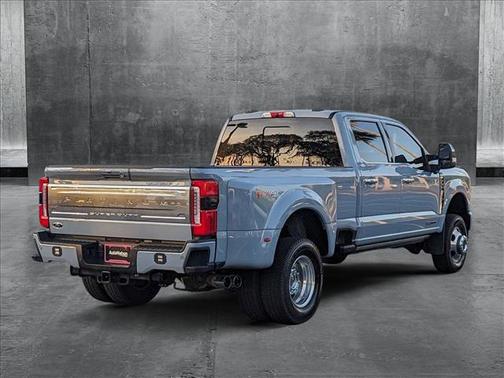 2024 Ford F-350 Platinum