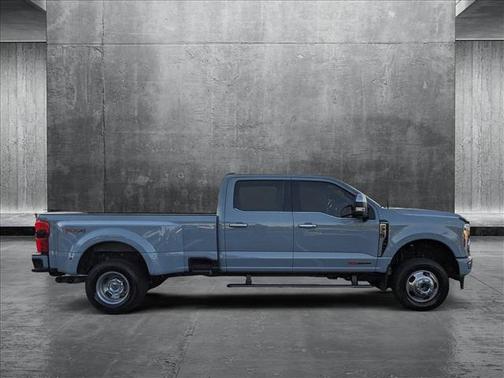 2024 Ford F-350 Platinum