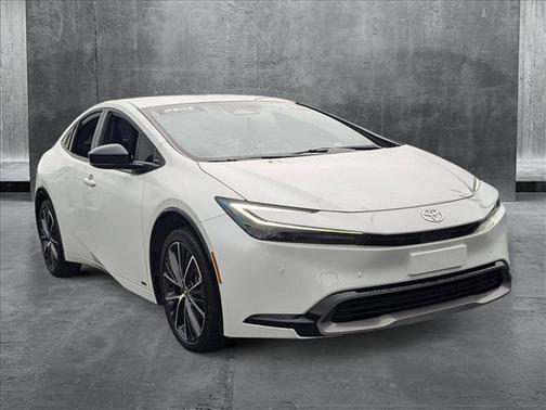 2024 Toyota Prius XLE