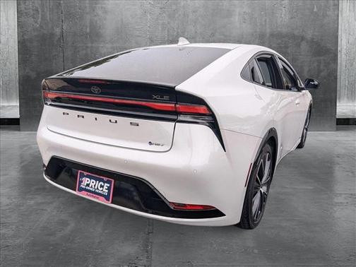 2024 Toyota Prius XLE