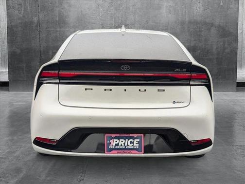 2024 Toyota Prius XLE