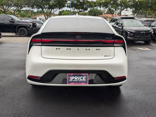 2024 Toyota Prius XLE