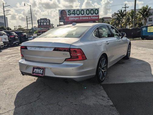 2018 Volvo S90 T5 Momentum