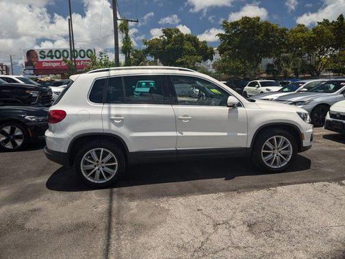 2012 Volkswagen Tiguan SE