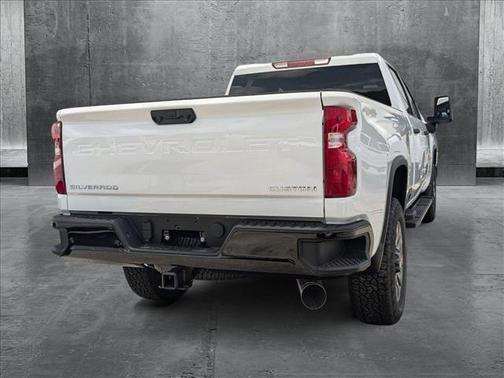 2025 Chevrolet Silverado 2500 Custom