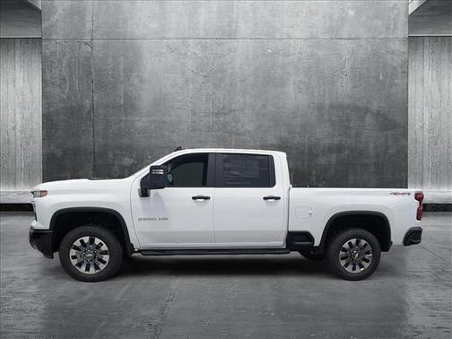 2025 Chevrolet Silverado 2500 Custom