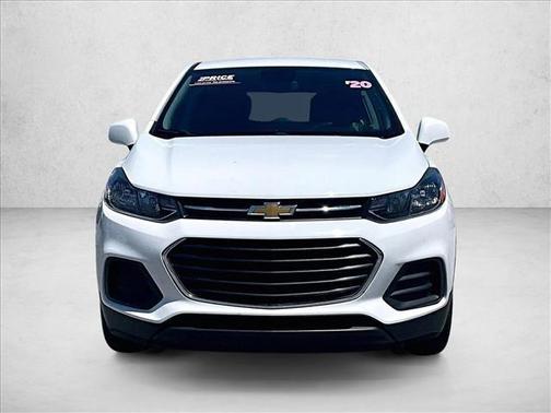 Summit White 2020 Chevrolet Trax LS