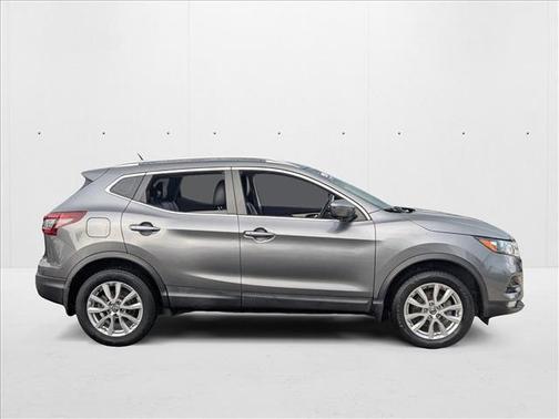 2020 Nissan Rogue Sport SV