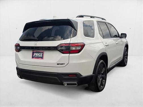 2023 Honda Pilot 2WD Sport