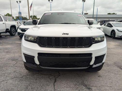 2023 Jeep Grand Cherokee L Altitude