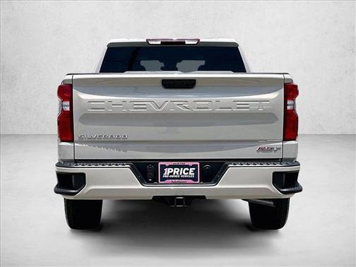White Sands 2026 Chevrolet Silverado 1500 RST
