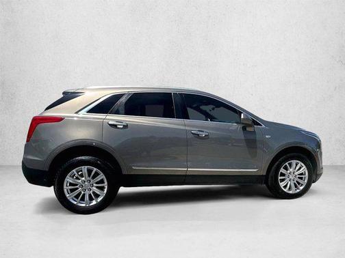 Bronze Dune Metallic 2018 Cadillac XT5 Base