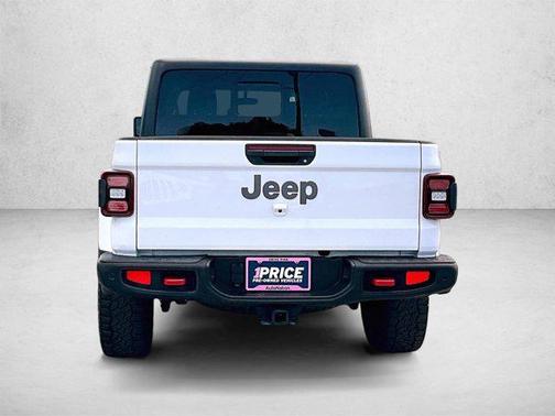 Bright White Clearcoat 2020 Jeep Gladiator Rubicon
