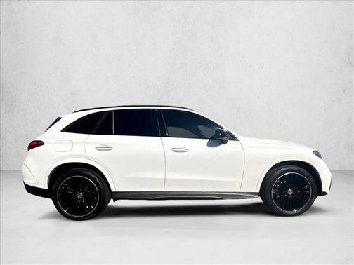 2025 Mercedes-Benz GLC 300 Base