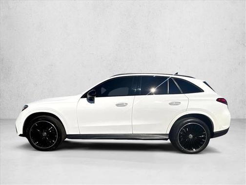 2025 Mercedes-Benz GLC 300 Base