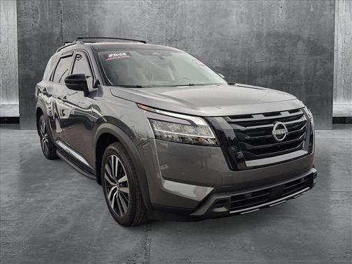 2024 Nissan Pathfinder Platinum 4WD